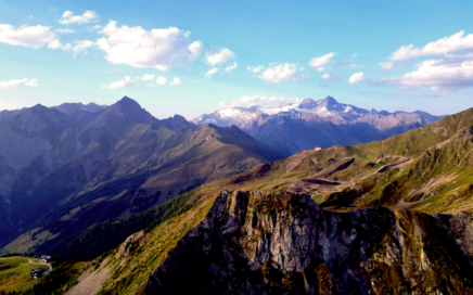 Sommerliches Bergpanorama vom Cimaross in Osttirol